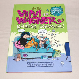 Viivi ja Wagner 09 Kaasua sohvalla!